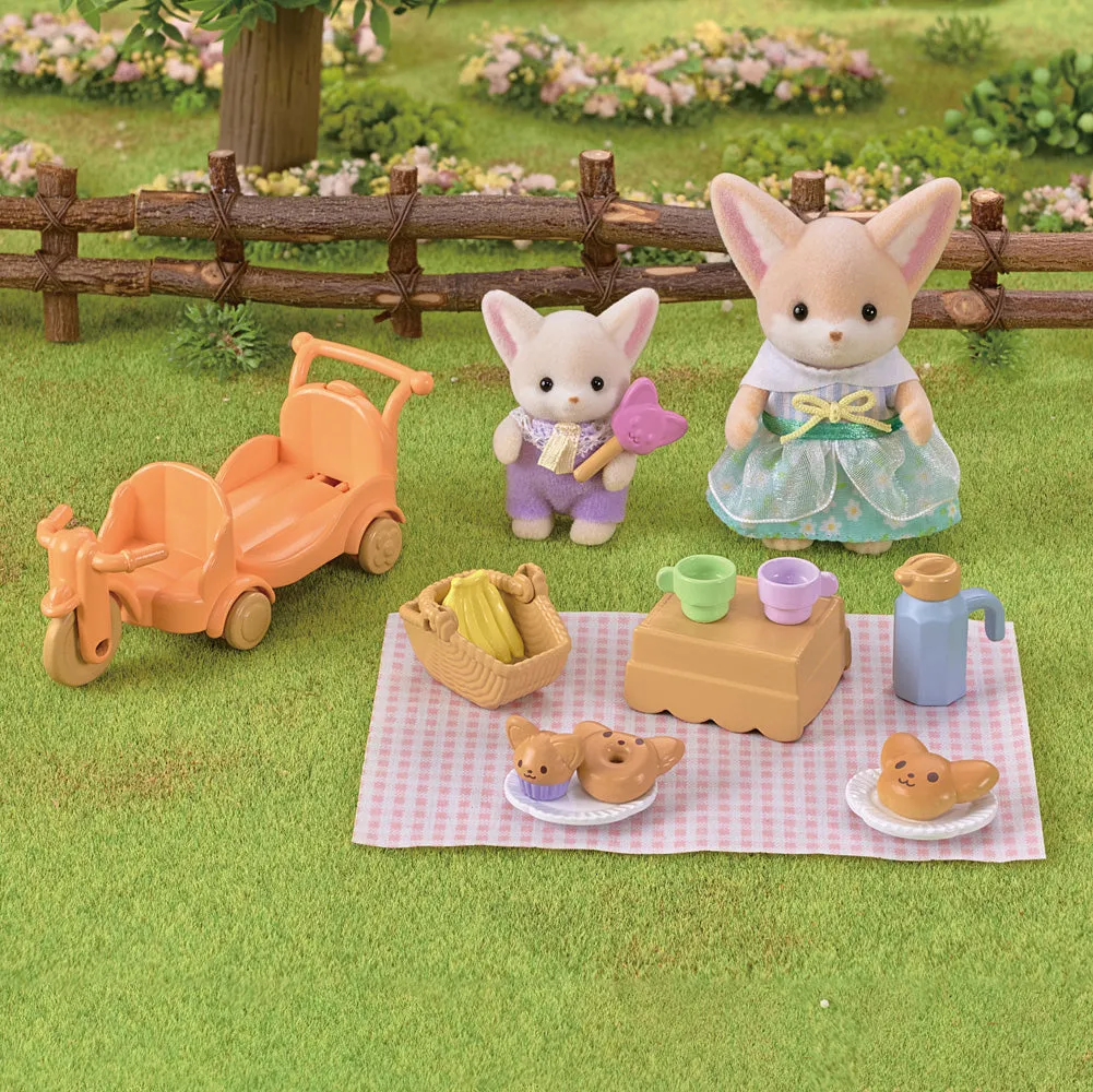 Calico Critters Sunny Picnic Set Fennec Fox