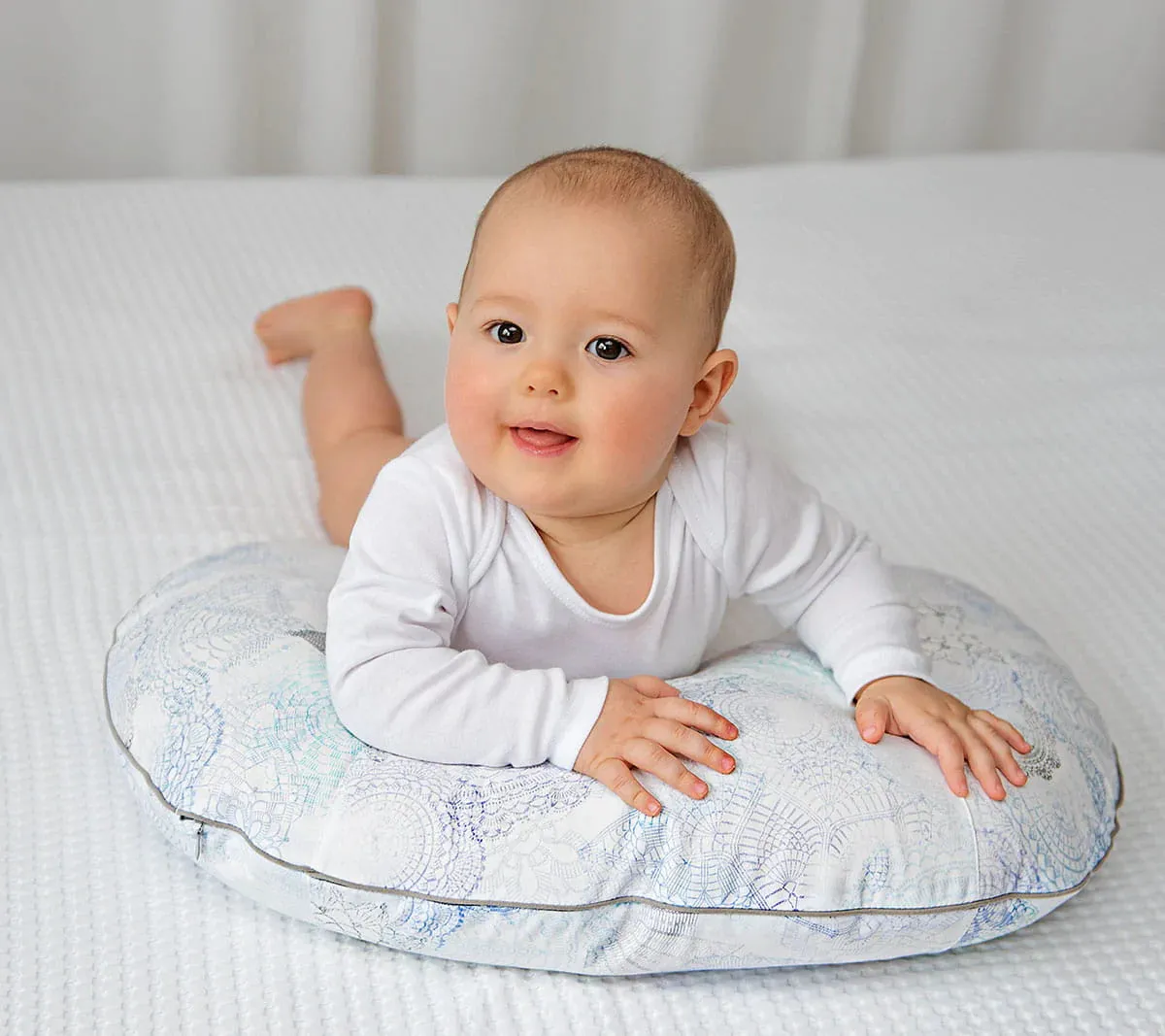 Lullalove Nursing Pillow