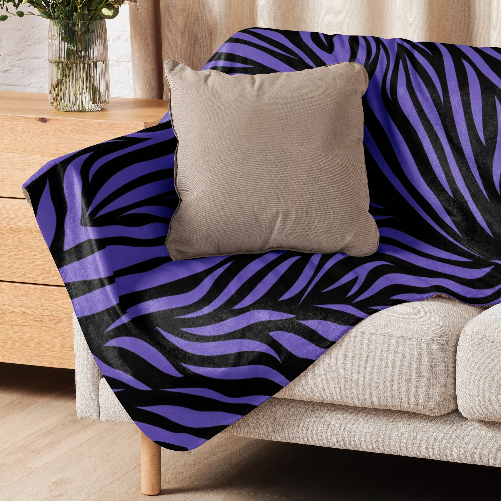 Purple and Black Sherpa blanket lioness-love